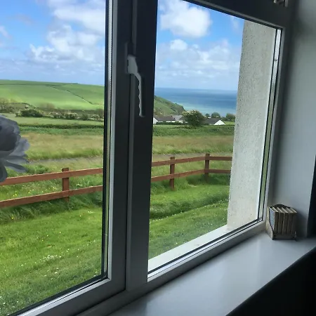 Follies Ballyvoile دونغارفان